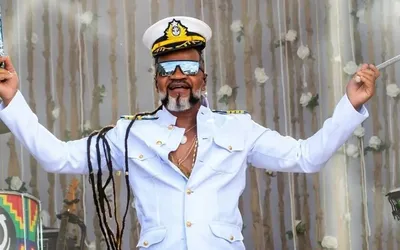 Imagem ilustrativa da imagem Carlinhos Brown anuncia nova edição da 'Enxaguada de Yemanjá' 2024