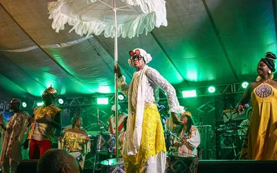 Imagem ilustrativa da imagem Cortejo Afro recebe Mariene de Castro e Ilê Aiyê em último ensaio