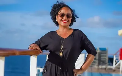 Imagem ilustrativa da imagem Escritora baiana lança livro com “declaração radical de amor à arte”