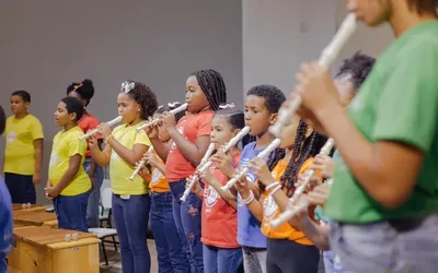 Imagem ilustrativa da imagem NEOJIBA abre 511 vagas para crianças e adolescentes na Bahia