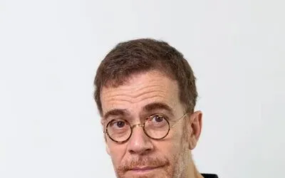 Imagem ilustrativa da imagem Nando Reis apresenta turnê de 40 anos de carreira em Praia do Forte