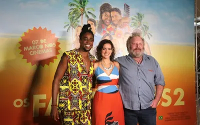 Imagem ilustrativa da imagem Pré-estreia de “Os Farofeiros 2” reúne famosos em cinema de Salvador