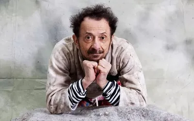 Imagem ilustrativa da imagem Teatro Vila Velha celebra 59 anos com show gratuito de Tom Zé