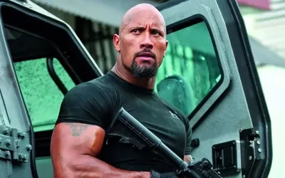 Imagem ilustrativa da imagem The Rock enfrentará Jason Momoa em spin-off de “Velozes e Furiosos”