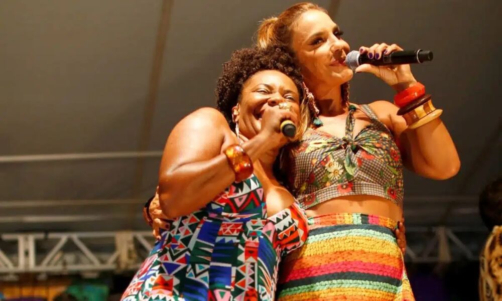 Imagem ilustrativa da imagem Margareth Menezes recebe Ivete Sangalo na abertura do Mercado Iaô