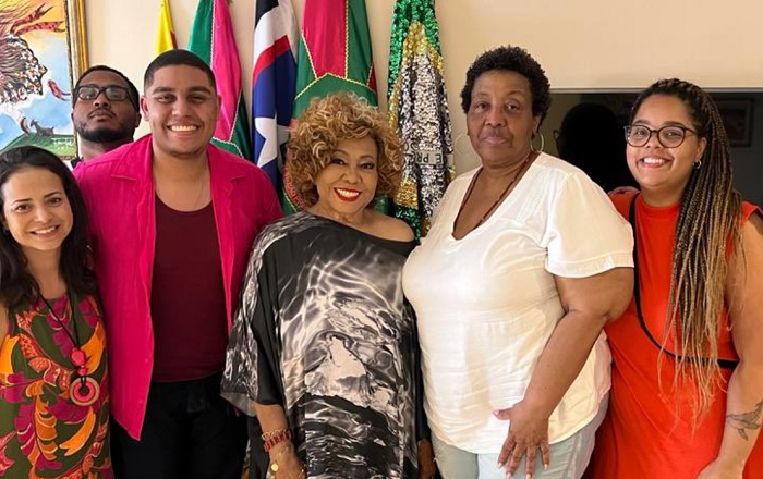 Imagem ilustrativa da imagem Alcione será homenageada pela Mangueira no Carnaval de 2024