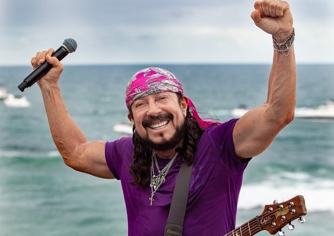 Imagem ilustrativa da imagem Bell Marques realiza live para resgatar momentos do Carnaval