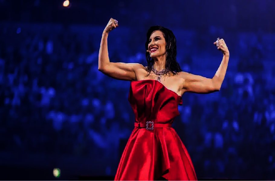 Imagem ilustrativa da imagem Laura Pausini anuncia show no Brasil