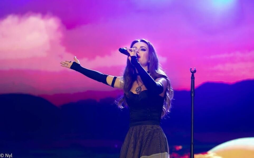 Imagem ilustrativa da imagem Sandy anuncia nova turnê com show de estreia em Salvador