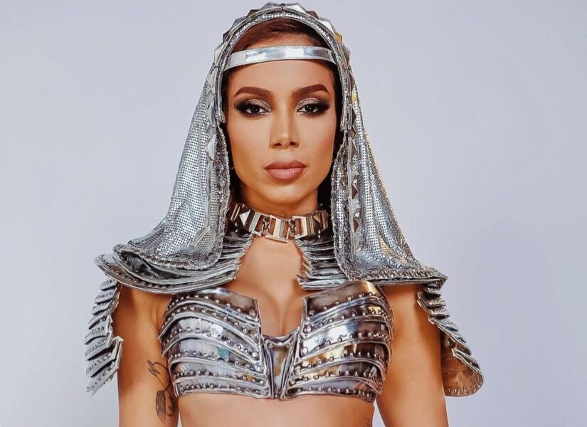 Imagem ilustrativa da imagem Anitta lança músicas novas em português nesta quinta, 20