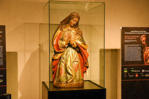 Imagem ilustrativa da imagem Palácio da Sé abre visitas para imagem sacra de 300 anos