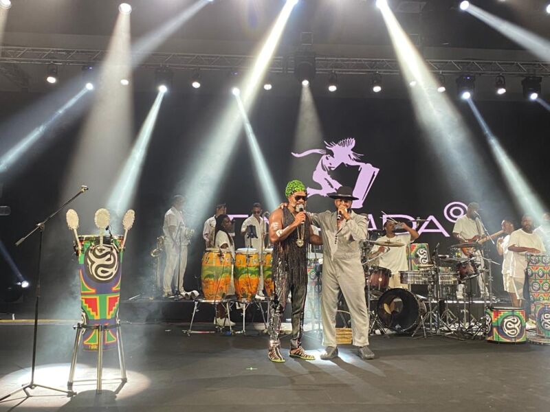 Imagem ilustrativa da imagem Brown e os Lendários Timbaleiros se apresentam no Panamá