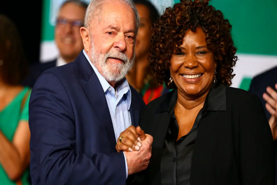 Imagem ilustrativa da imagem Lula assina regulamentação da lei Paulo Gustavo em Salvador