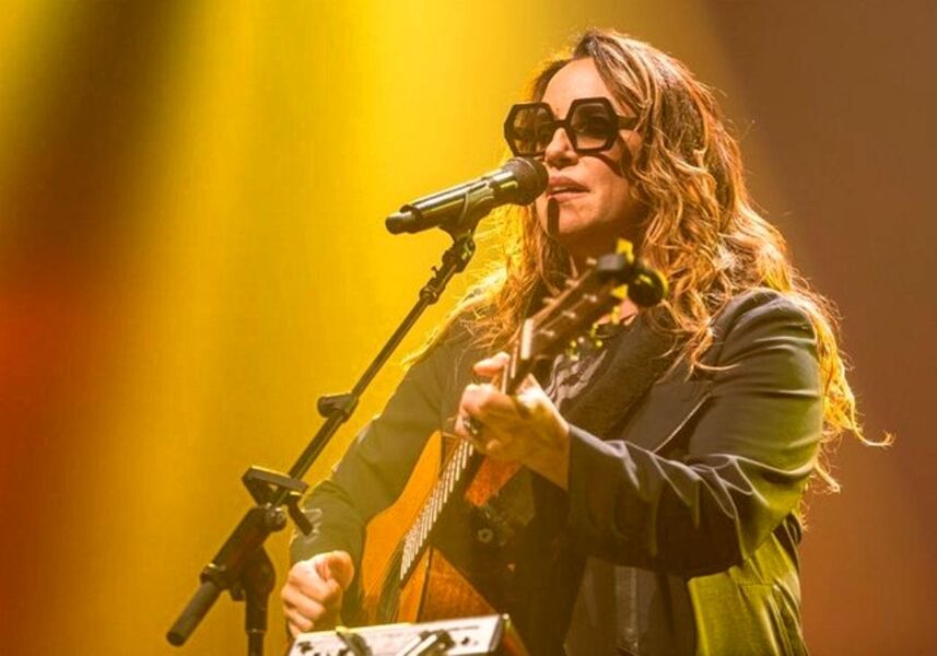 Imagem ilustrativa da imagem Ana Carolina volta à Bahia com show que homenageia Cassia Eller