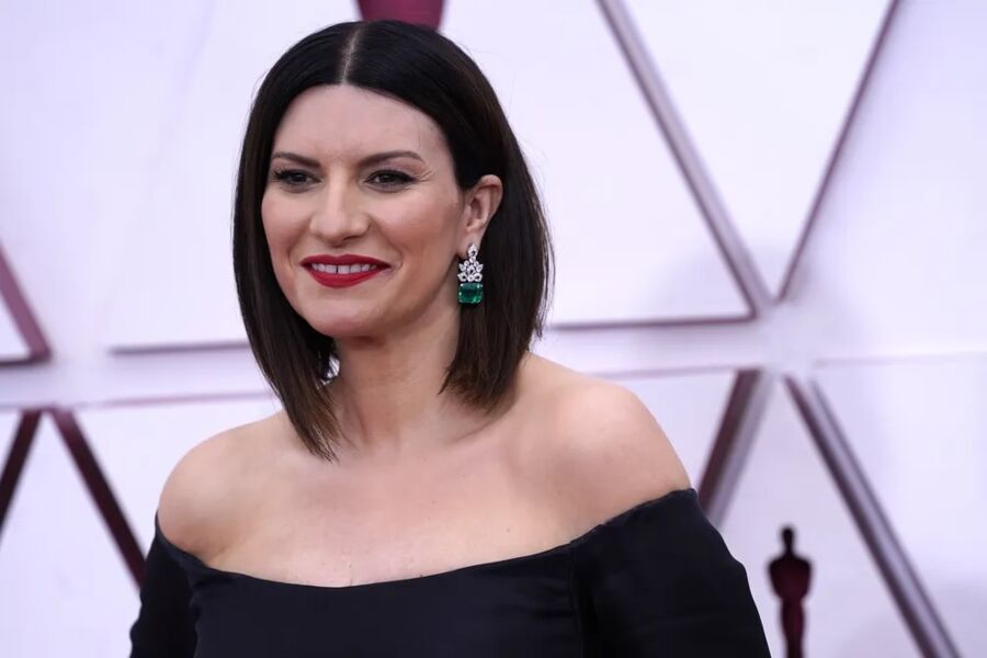 Imagem ilustrativa da imagem Laura Pausini anuncia show extra no Brasil em março