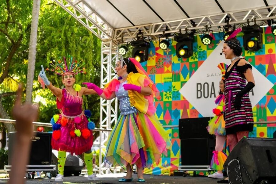 Imagem ilustrativa da imagem Shows, gastronomia e moda fazem parte da programação do Boa Praça