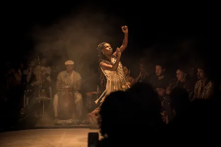Imagem ilustrativa da imagem ÌYÁ’S 2025: Festival exalta o voo criativo das mulheres negras em Salvador