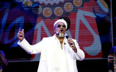 Imagem ilustrativa da imagem Arena A TARDE: Carlinhos Brown elogia novo espaço de shows de Salvador