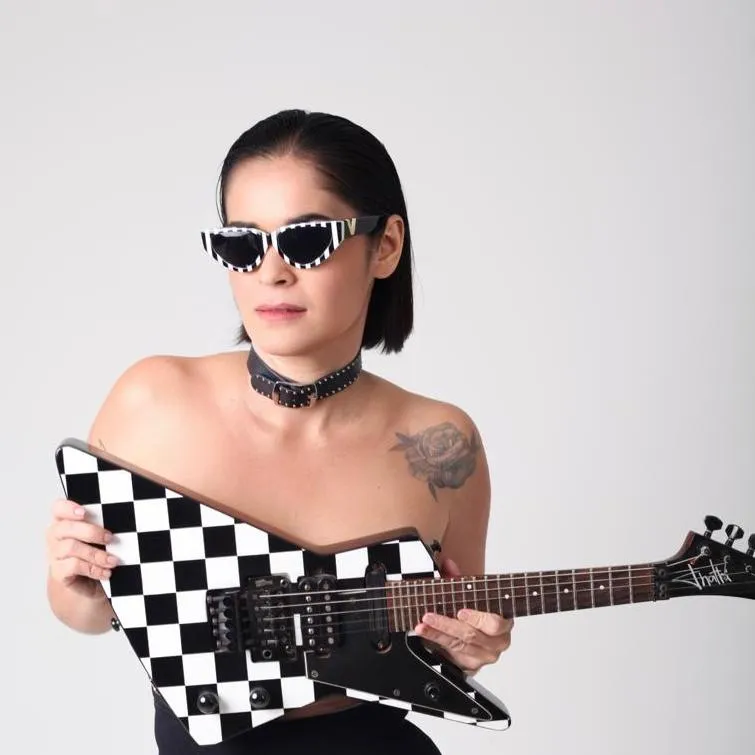 
		Thathi estreia show “Aquele Rock Axé” na abertura do Virada Salvador