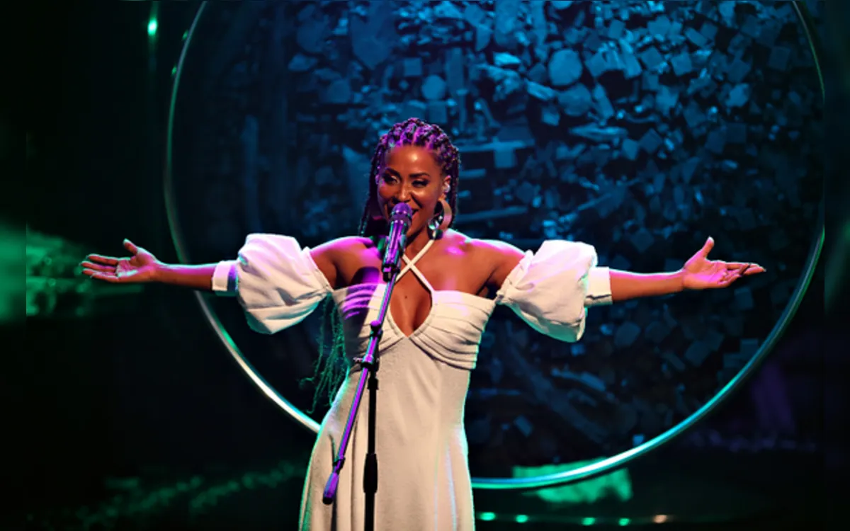 Ana Mametto se apresenta sábado, 22, na Casa do Comércio