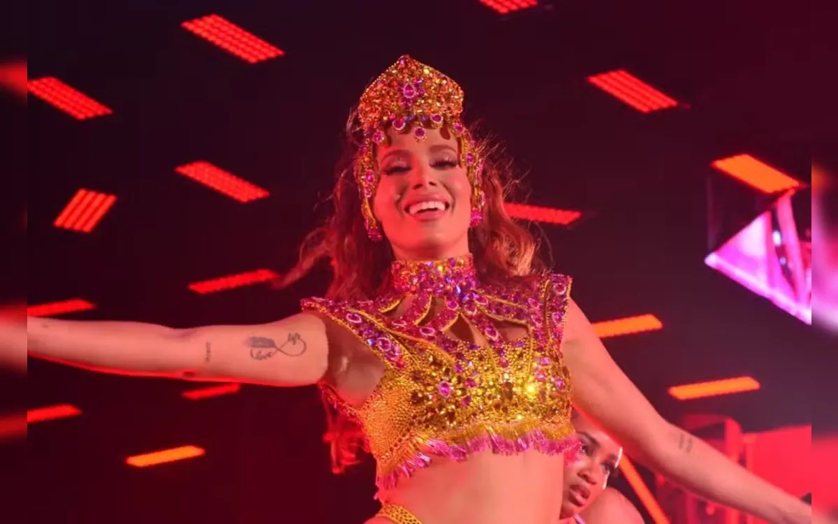 Anitta anuncia data de mais uma edição do ensaio de verão em Salvador