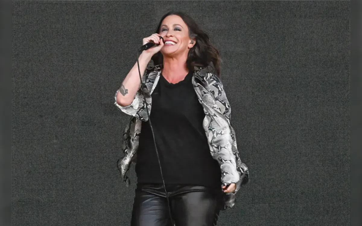 Após 12 anos, Alanis Morissette volta a se apresentar no Brasil