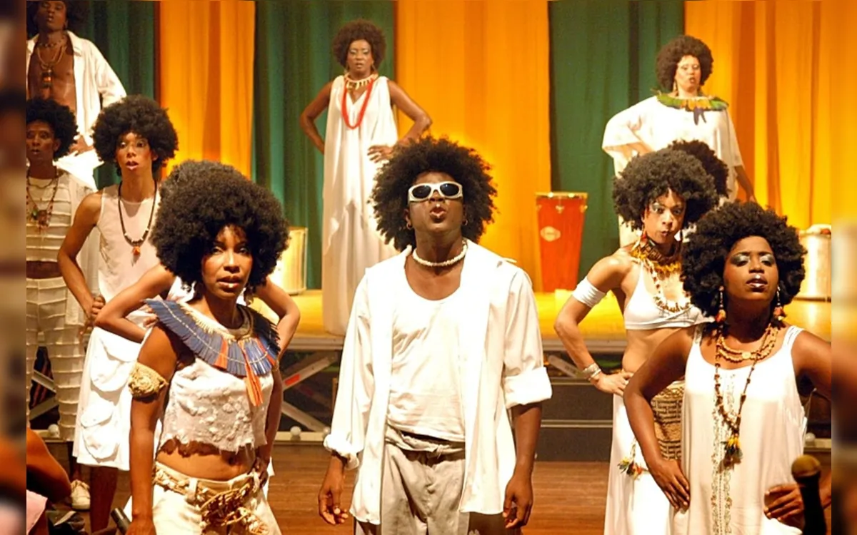 Bando de Teatro Olodum apresenta o projeto ‘Cabaré da RRRRRaça 25+25’