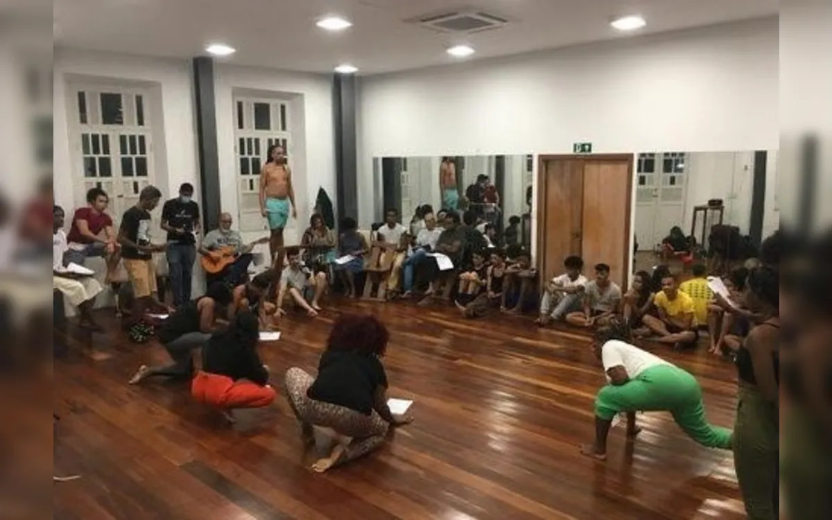 Bando de Teatro Olodum estreia espetáculo gratuito no Campo Grande