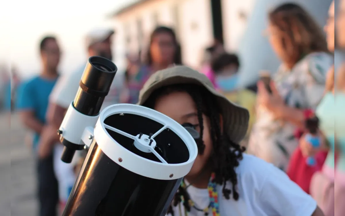 Barra recebe evento de observação com astrônomos e telescópio