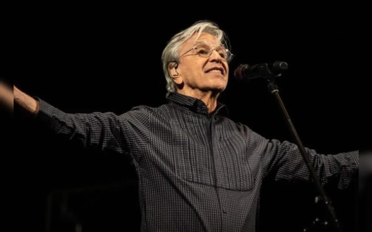 Caetano Veloso é convidado do Papa Francisco para evento no Vaticano