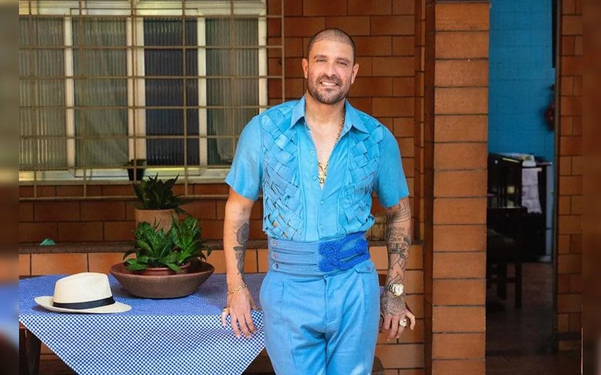 Diogo Nogueira se apresenta na Concha Acústica do TCA