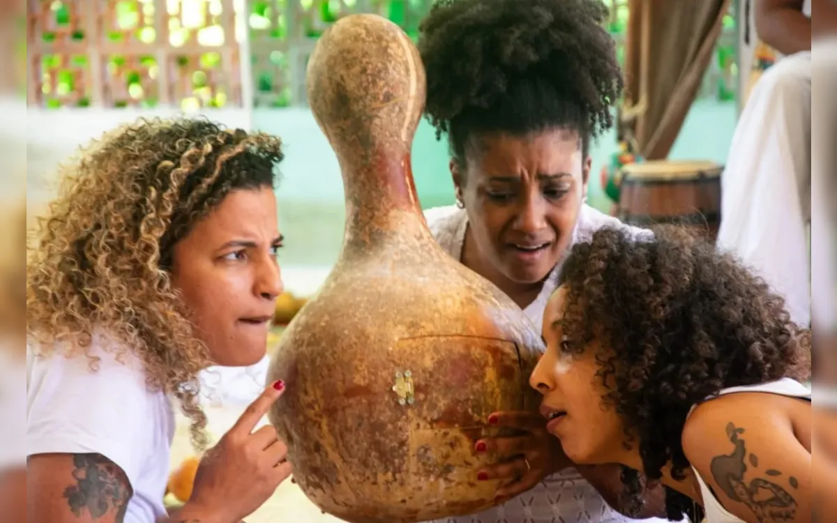 Espetáculo "O Bicho de Duas Patas" estreia com sessões gratuitas