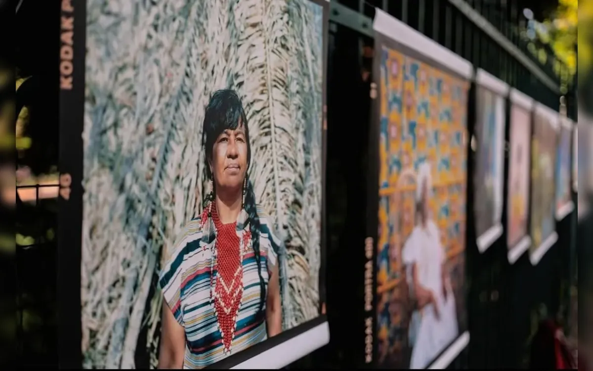 Exposição fotográfica a céu aberto na Ribeira exibe belezas do Brasil