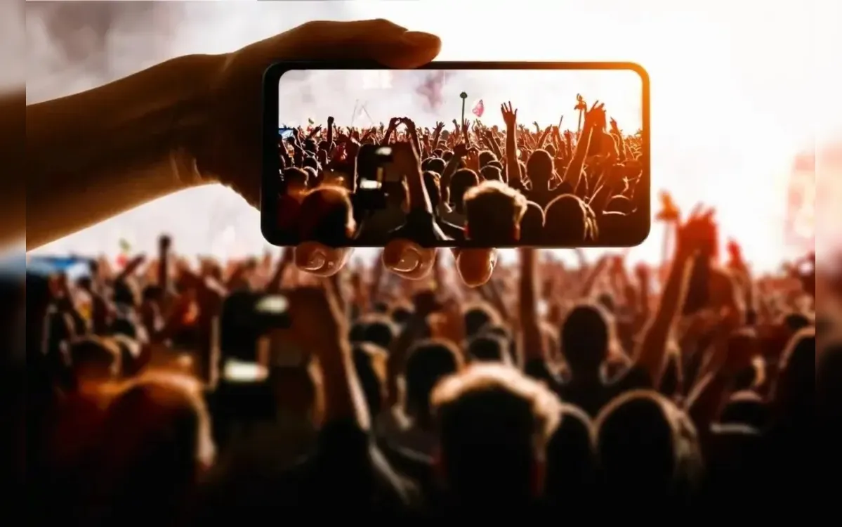 Festa sem celular? Entenda nova medida adotada por evento na Bahia