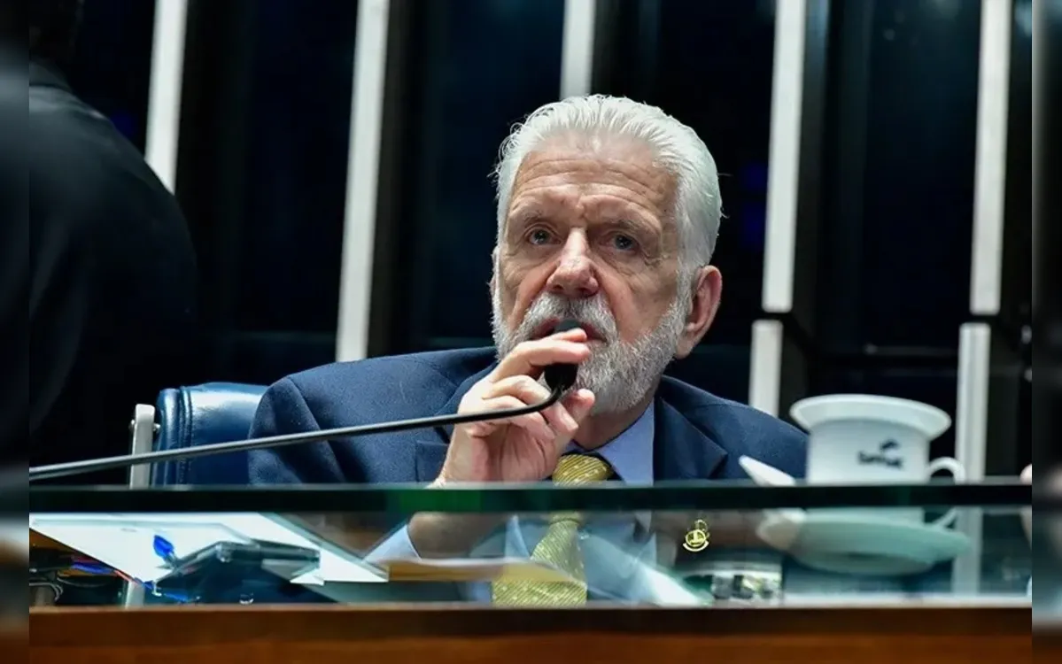 Jaques Wagner concede entrevista no Café das 7 desta sexta