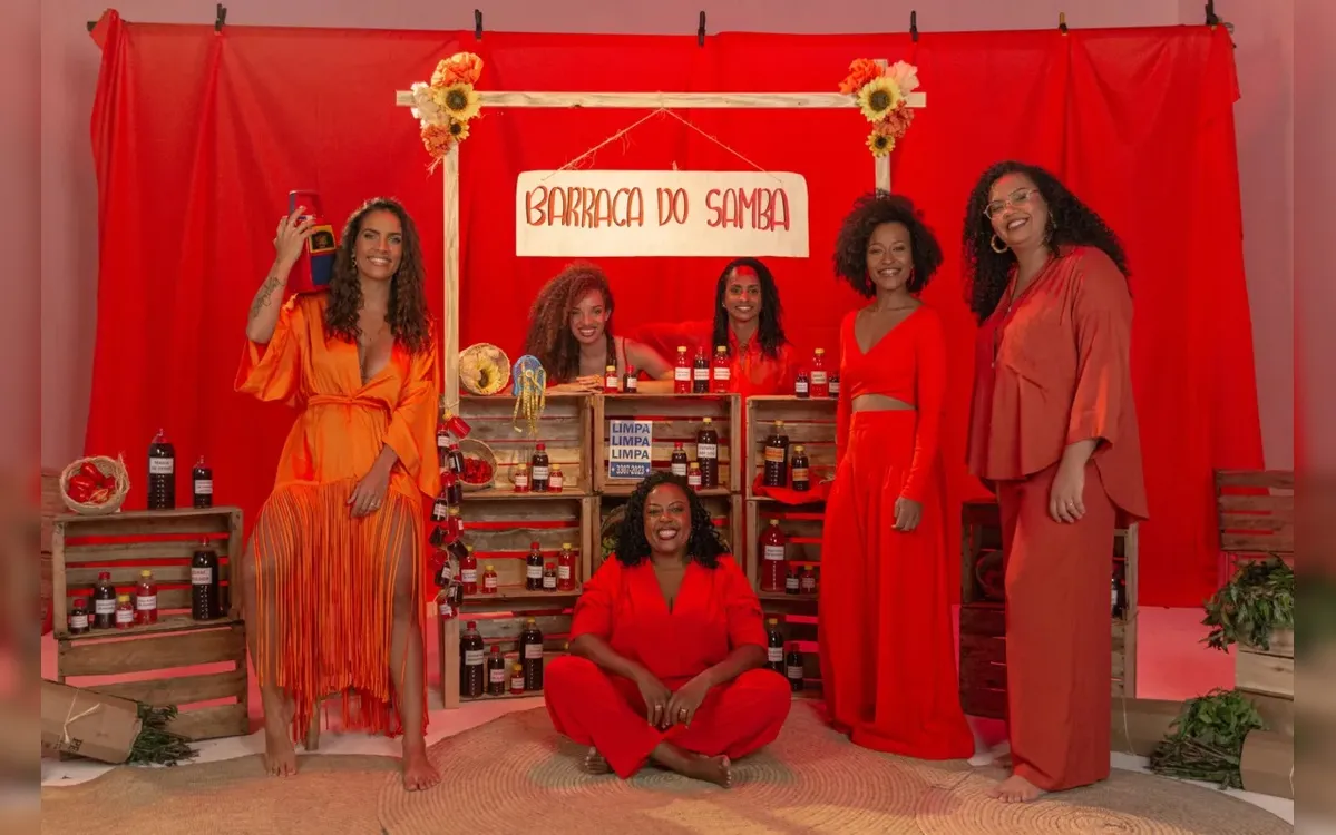 Ju Moraes e Sambaiana comandam palco do Expresso 2222