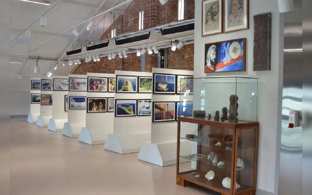 Lourenço Mueller lança livro no Museu do Mar em Salvador