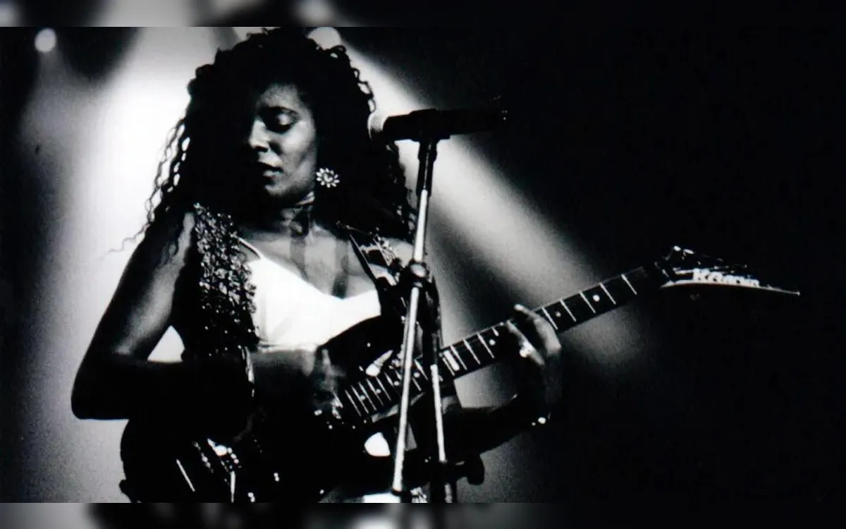 Margareth Menezes relança álbuns clássicos da carreira nos streamings