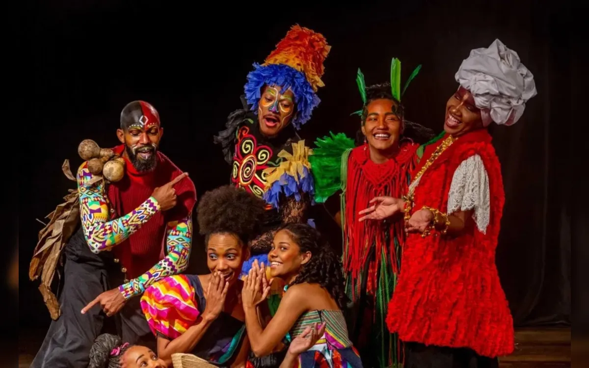 Teatro Gregório de Mattos recebe peça infanto-juvenil "Flor de Julho"