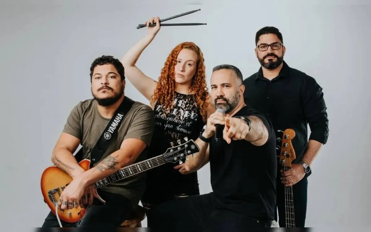 Us Beatles e Monarka - Homenagem aos Beatles e à banda Queen