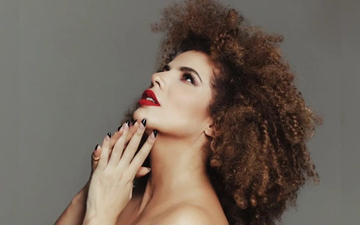 Vanessa da Mata se apresenta na Concha Acústica em junho
