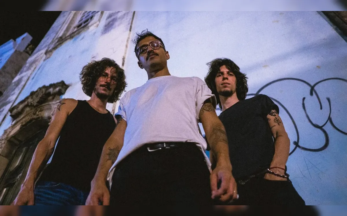 Vivendo do Ócio lança single O Ouro em show amanhã