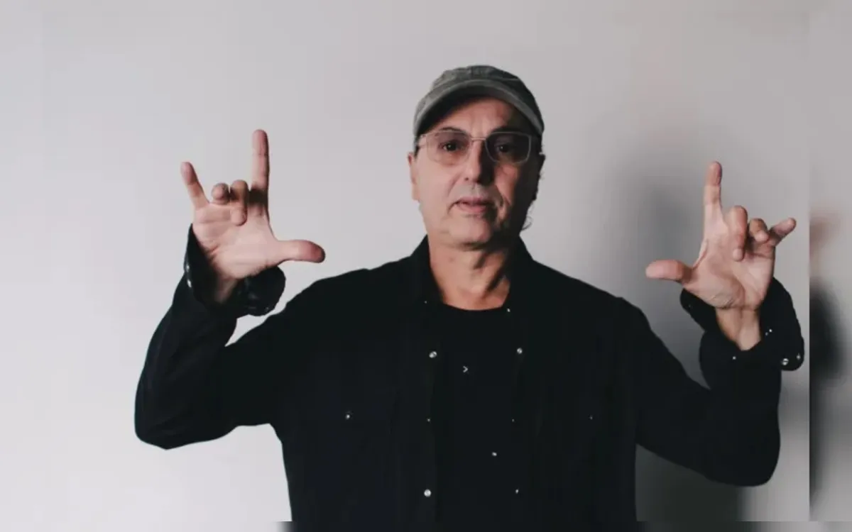 Zeca Baleiro comemora 25 anos de carreira em Salvador