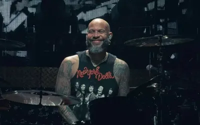 Imagem ilustrativa da imagem Baterista deixa Guns N' Roses após 19 anos