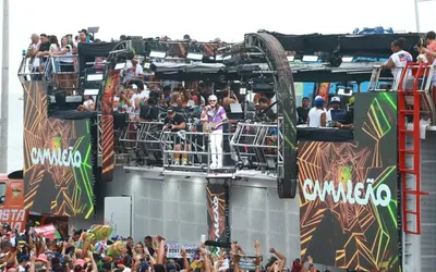 Imagem ilustrativa da imagem Bloco comandado por Bell esgota abadás para 1º dia de desfile no Carnaval