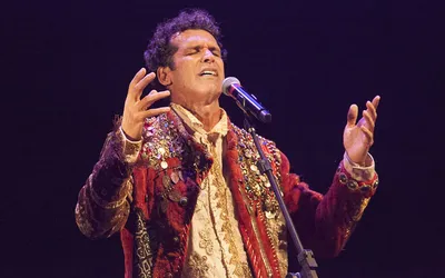 Imagem ilustrativa da imagem CAIXA Cultural Salvador apresenta “Sarau do Poeta”, com Jackson Costa