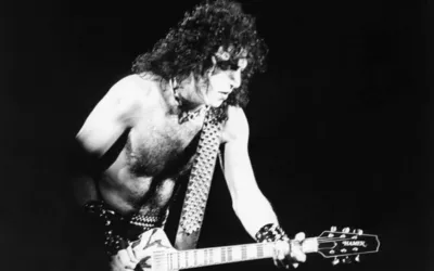 Imagem ilustrativa da imagem Kiss anuncia retorno aos palcos após dois anos de pausa