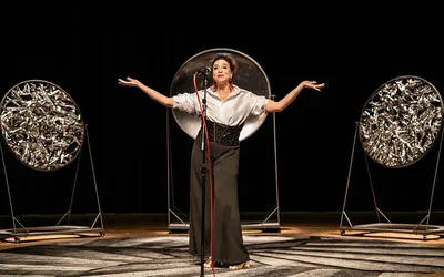 Imagem ilustrativa da imagem Marisa Orth apresenta em Salvador o espetáculo "Bárbara" no Teatro Faresi