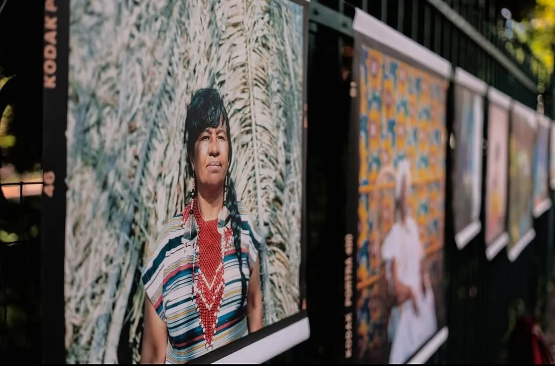 Imagem ilustrativa da imagem Exposição fotográfica a céu aberto na Ribeira exibe belezas do Brasil