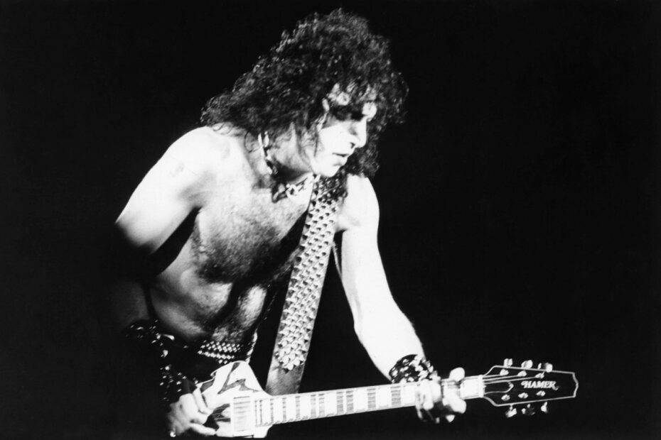 Imagem ilustrativa da imagem Kiss anuncia retorno aos palcos após dois anos de pausa